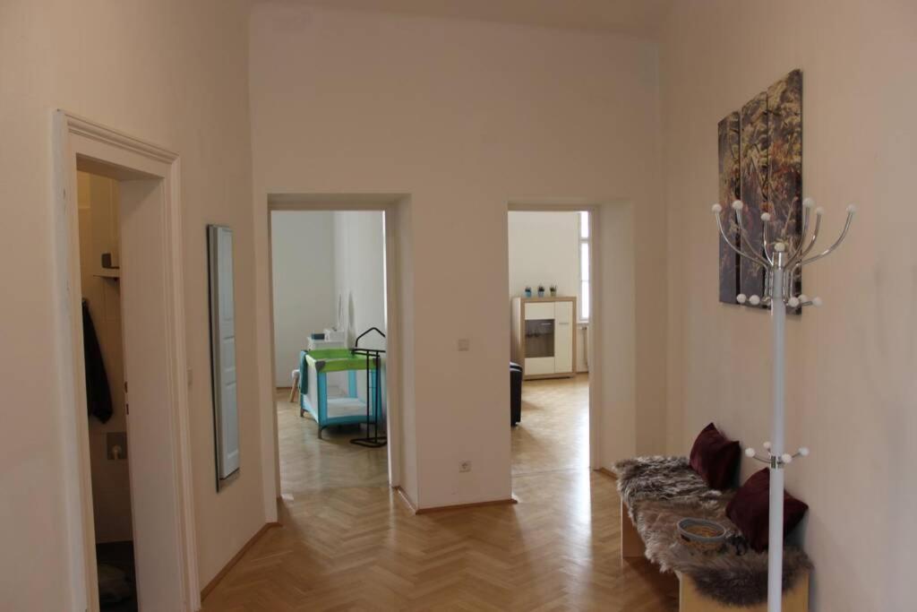 Wunderschone Altbauwohnung In Zentraler Lage Apartamento *