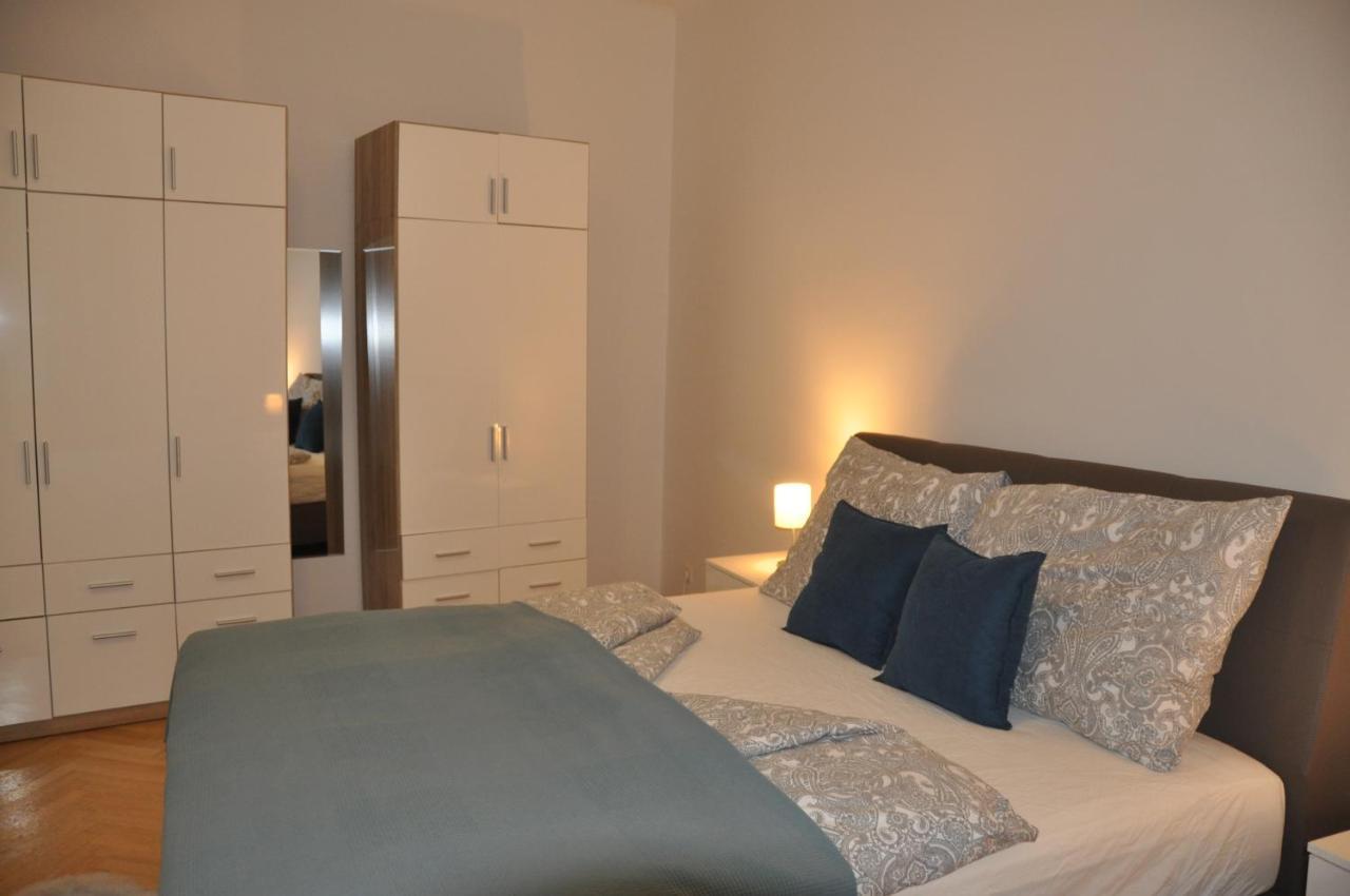 Apartamento Wunderschone Altbauwohnung In Zentraler Lage Viena