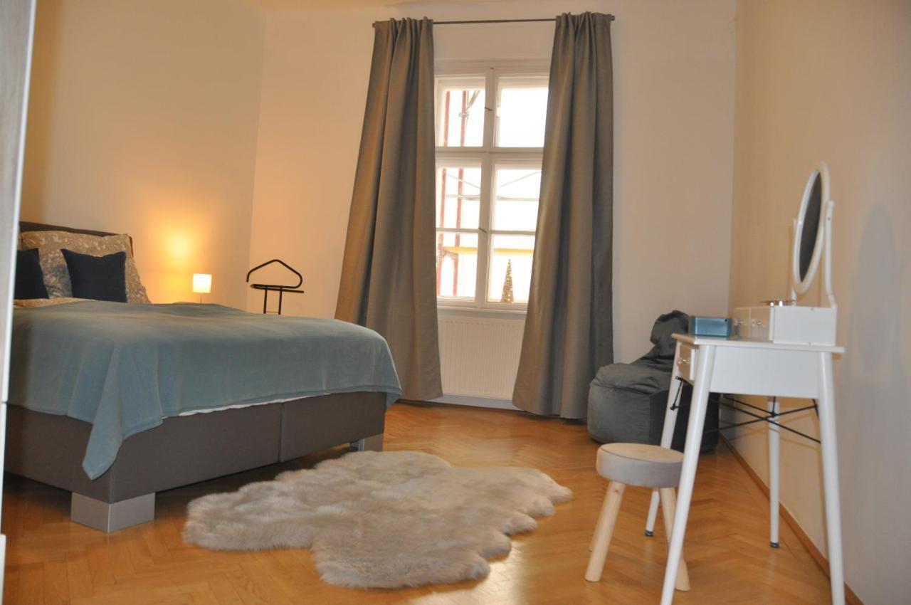 Wunderschone Altbauwohnung In Zentraler Lage Apartamento Viena